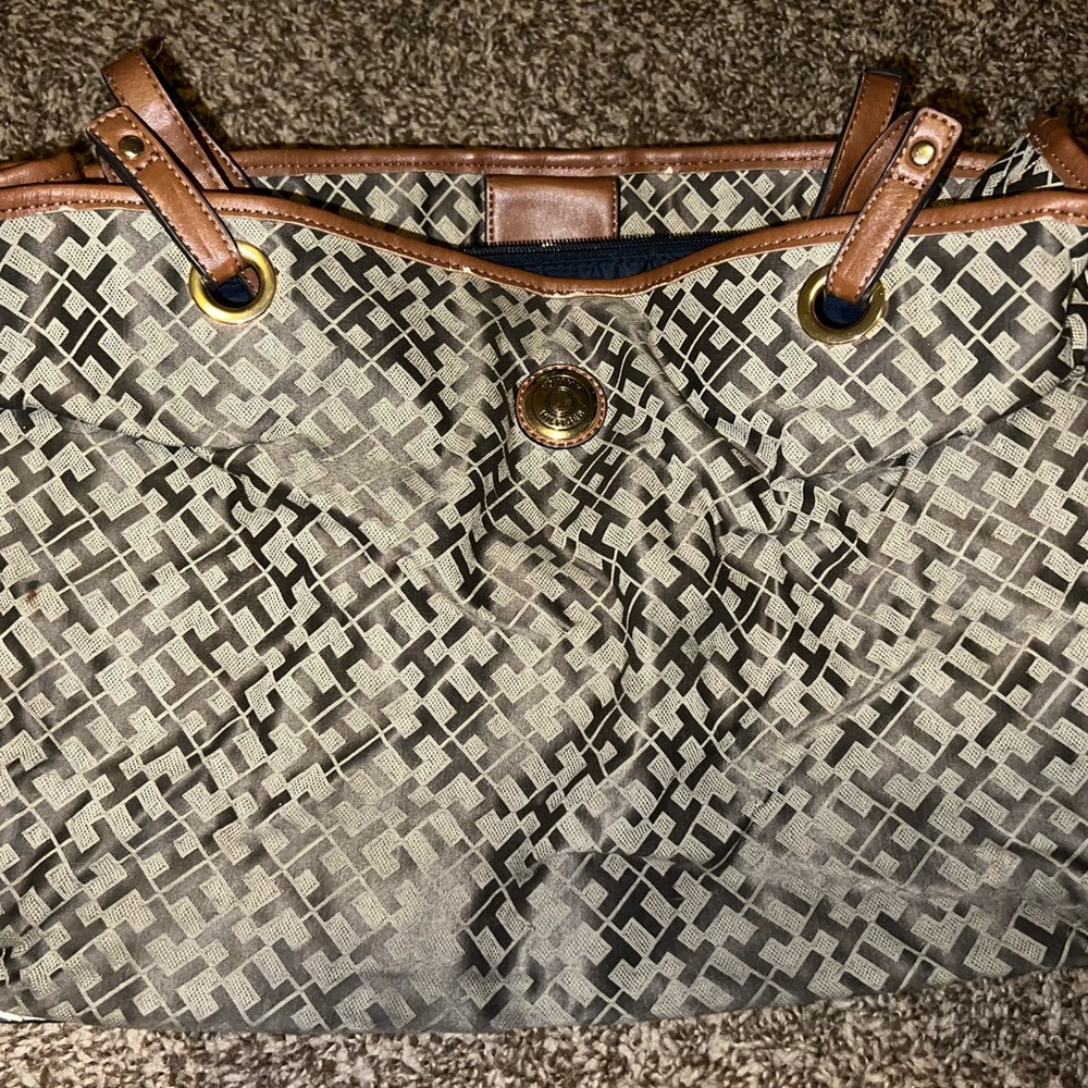 Tommy Hilfiger brown bag